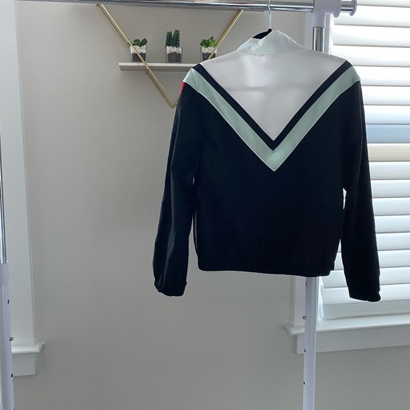 Victoria’s Secret Pink Windbreaker - Picture 2 of 4